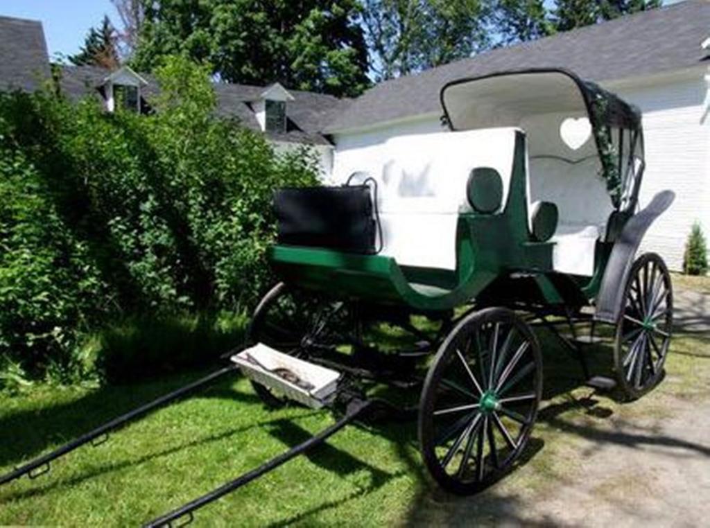 StansteadDomaine Les Boises Lee Farm S.A住宿加早餐旅馆 外观 照片